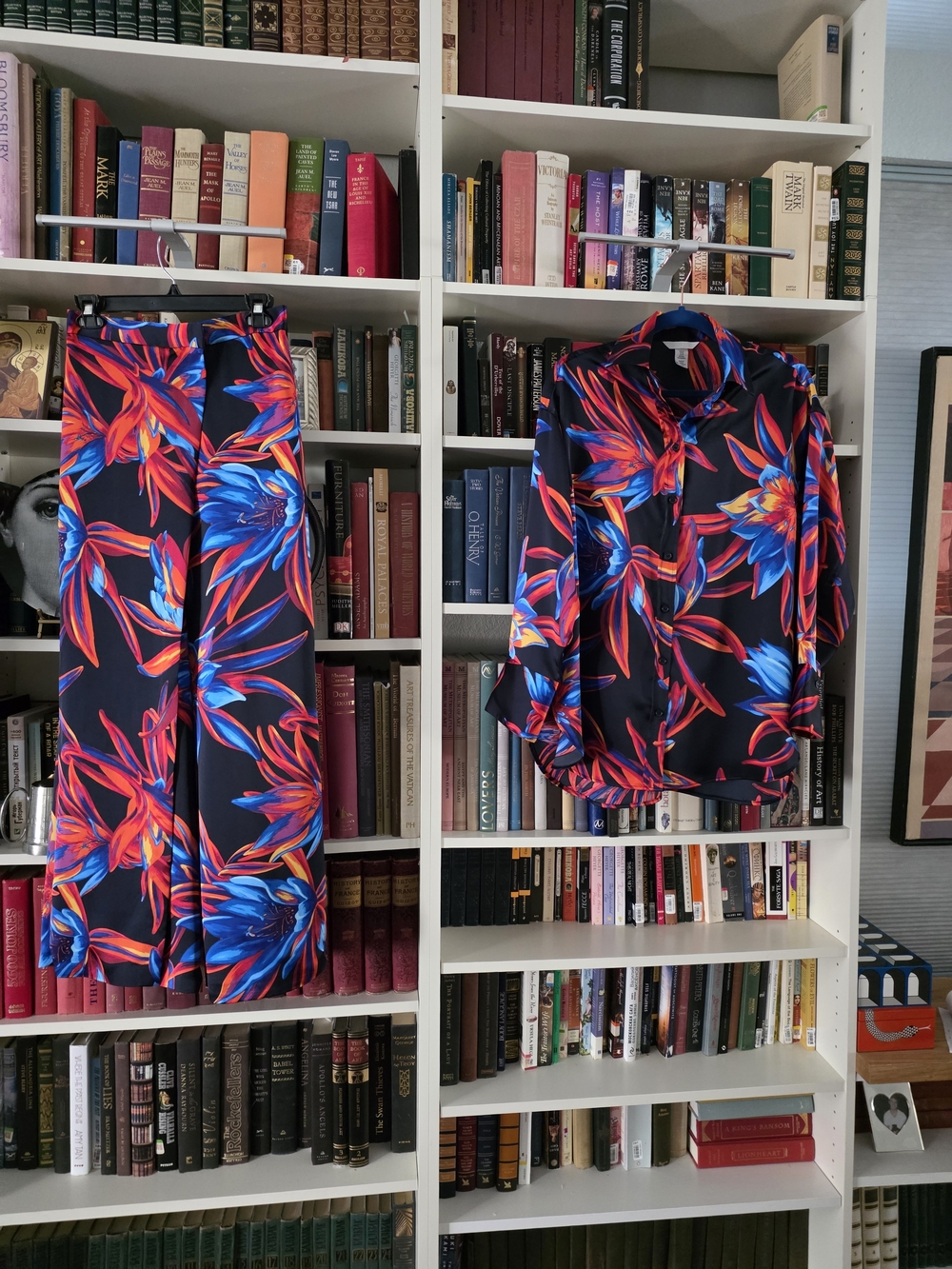 H&M Set , Small( Oversized) - Picture 2 of 7